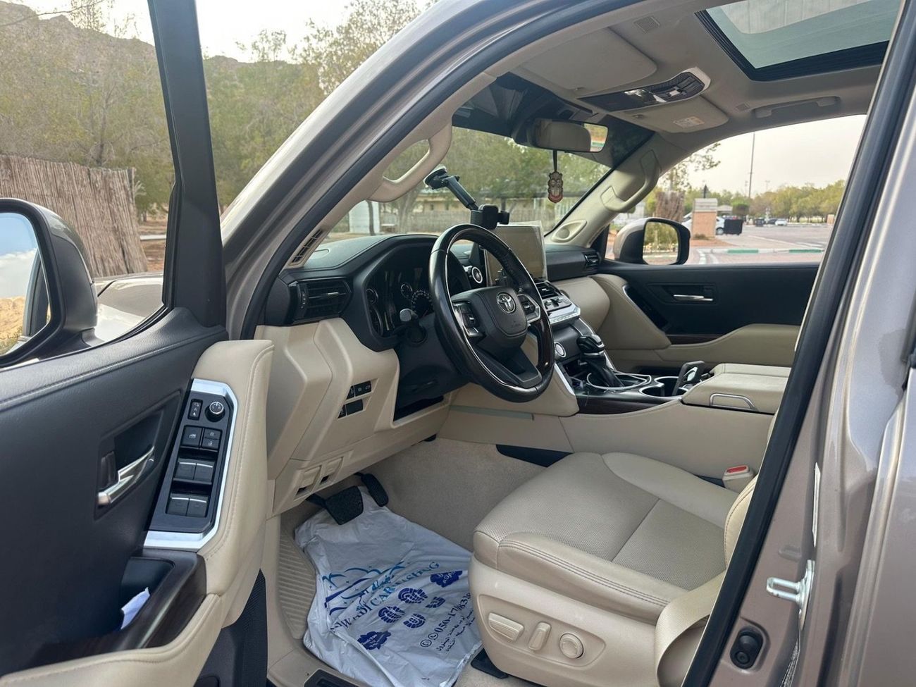 Toyota Land Cruiser GXR 2022 MODEL Twin Turbo Full Option Car is Very Clean and Perfect Condition