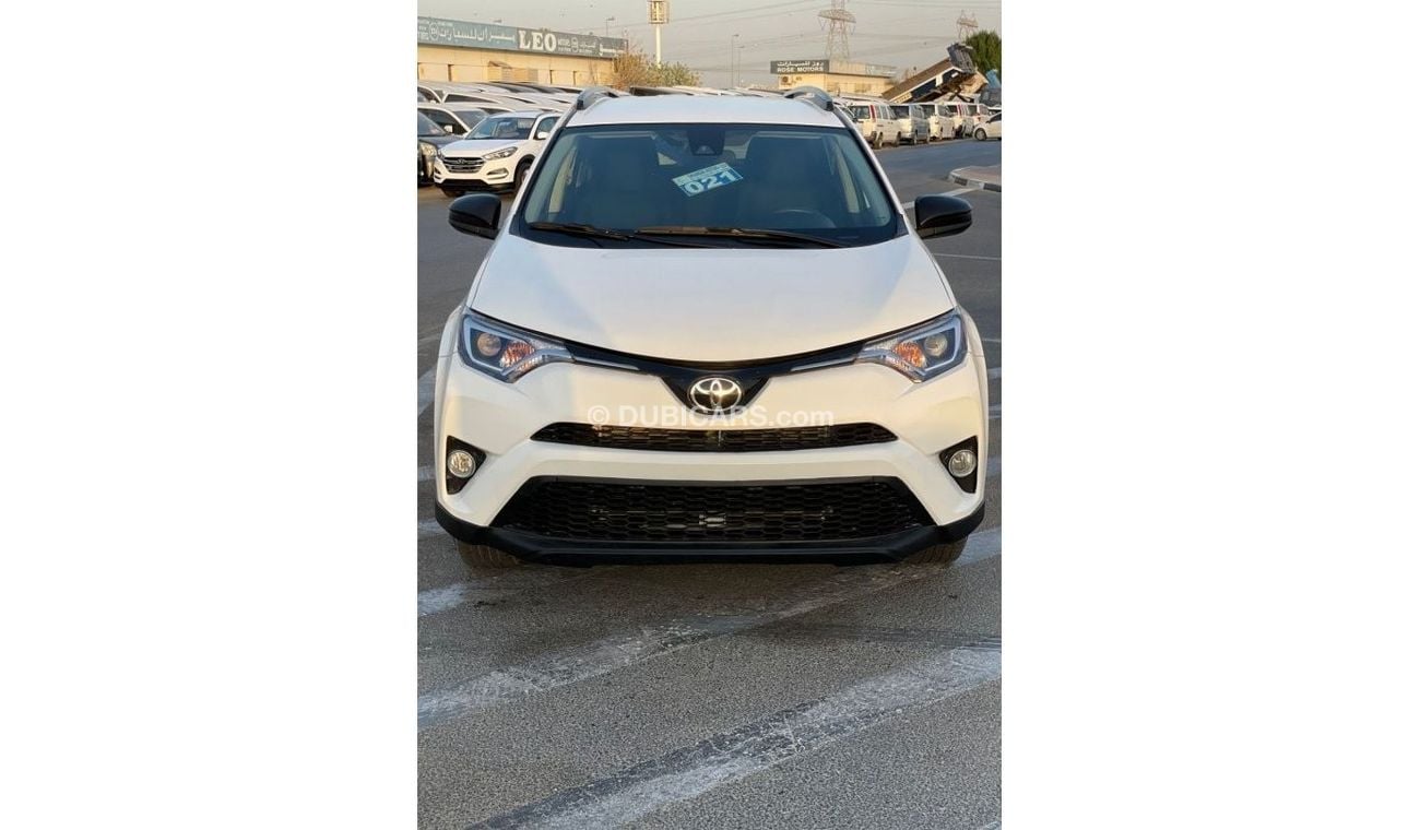 Toyota RAV4 2017 TOYOTA RAV4 LE / AWD / MID OPTION