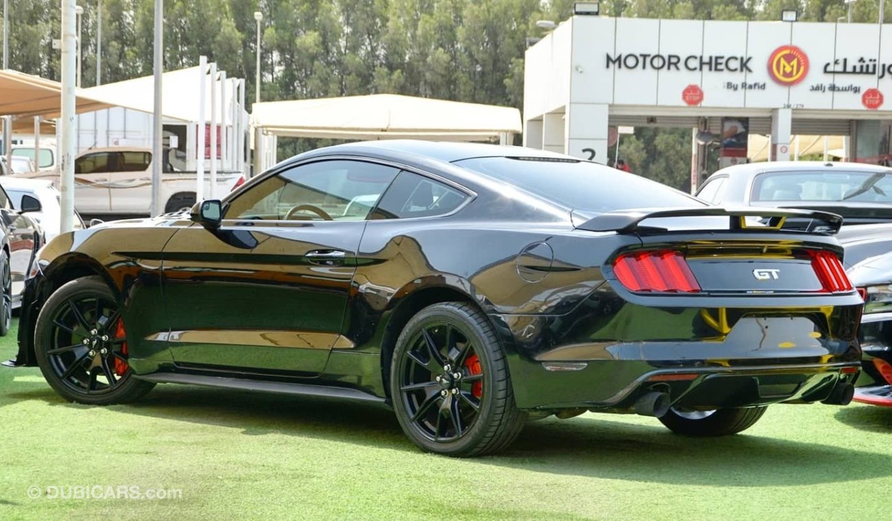 فورد موستانج Mustang GT V8 5.0L 2017/ Manual/Shelby Kit/ Leather Interior/ Very Good Condition