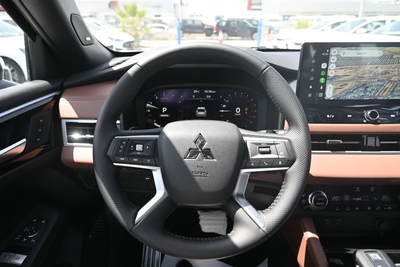 ميتسوبيشي آوتلاندر Mitsubishi Outlander P-Line, 2.5L Petrol 4WD, Model 2026, Color Black