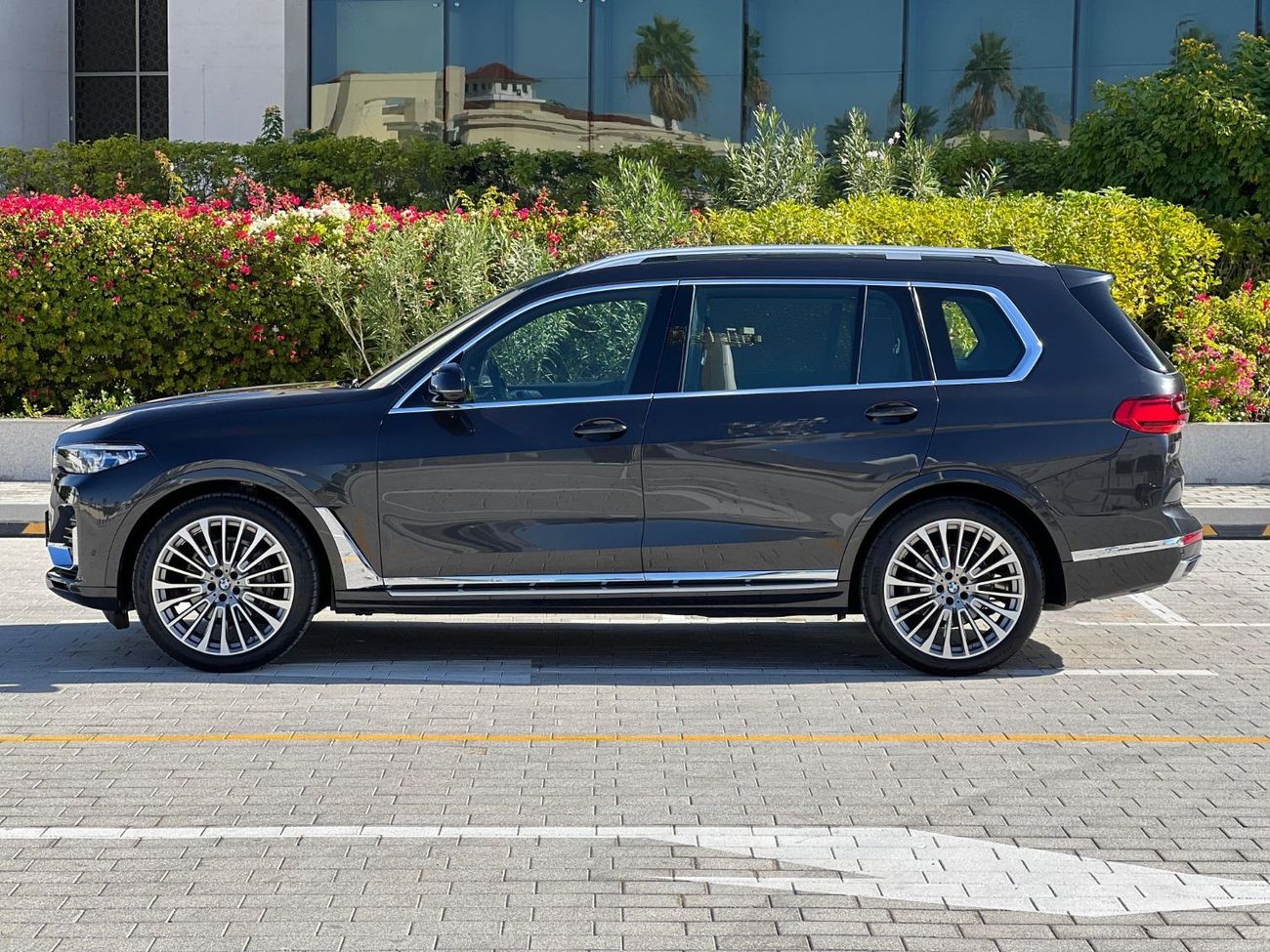 BMW X7 Bmw X7 XDrive 40i  Head-Up Display  360 Camera Panoramic Full Option  2019 34,000 KM  Under warranty