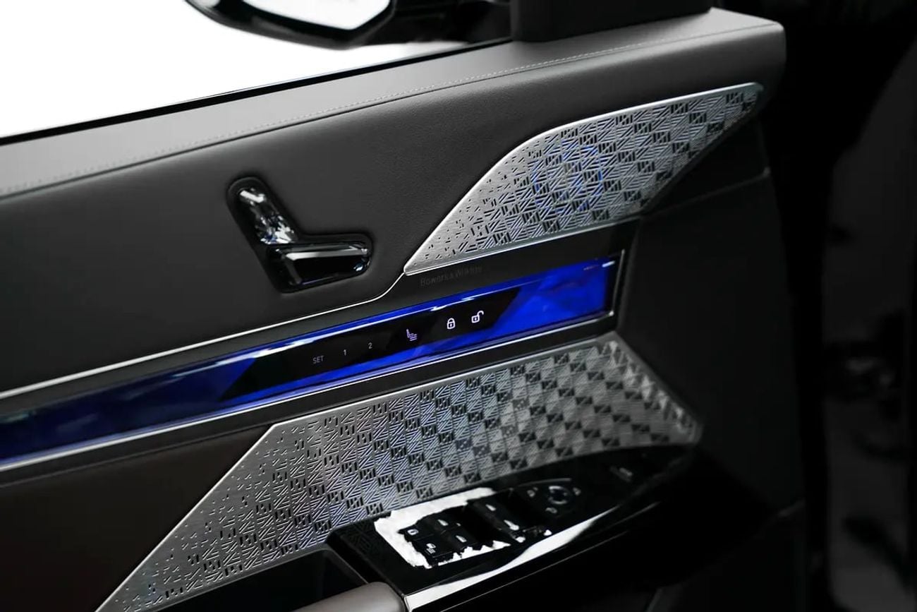 بي أم دبليو 740i 740I WITH 5 WARRANTY AND SERVICE CONTRACT FROM AGMC