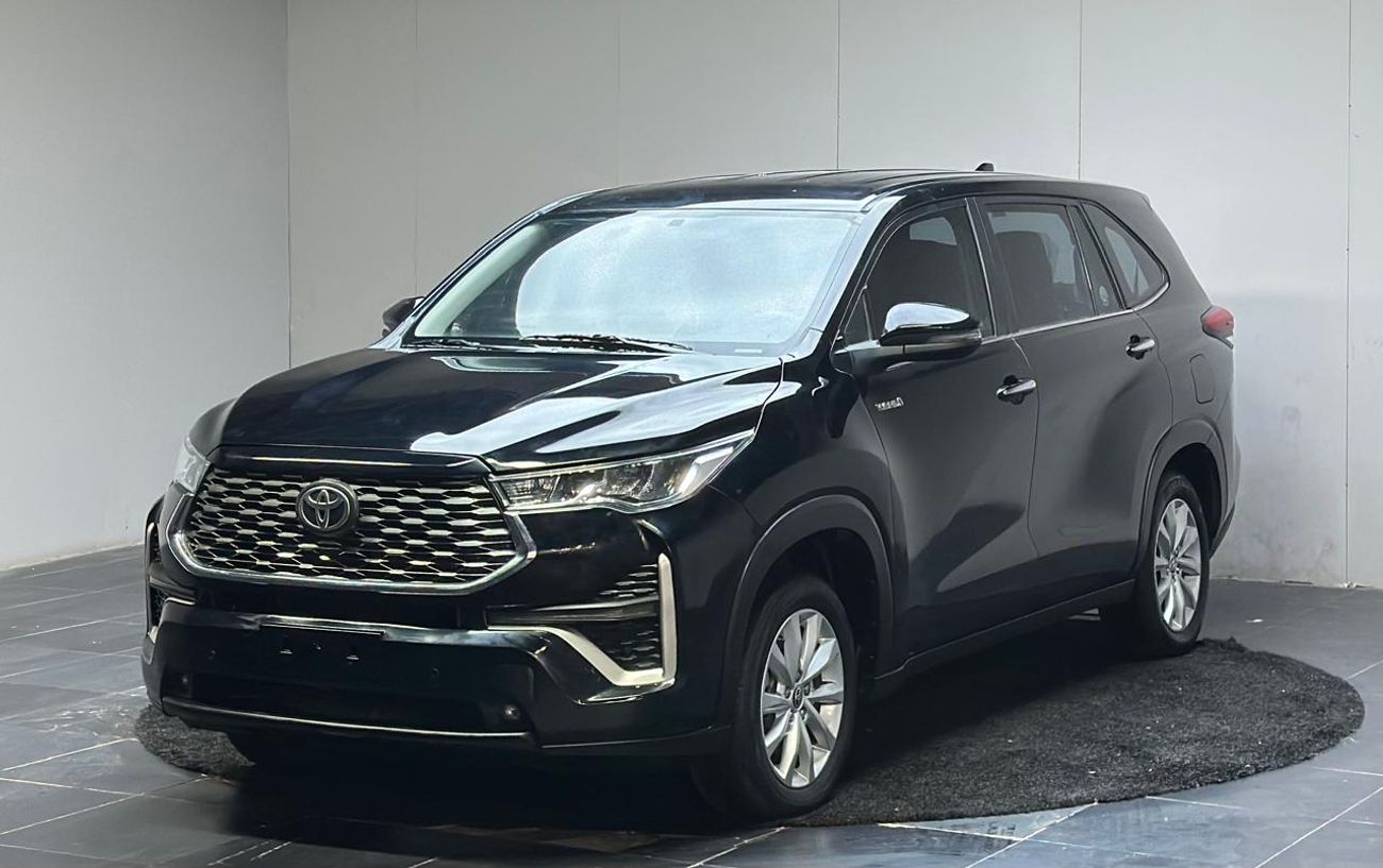 تويوتا إينوفا 2.0L HyCross 7S Hybrid