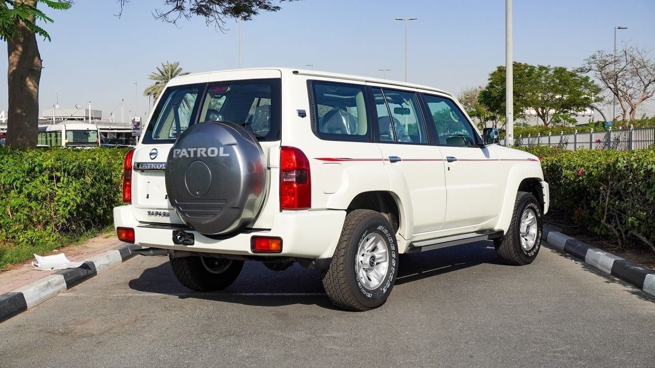 Nissan Patrol Safari Safari 4.8L A/T