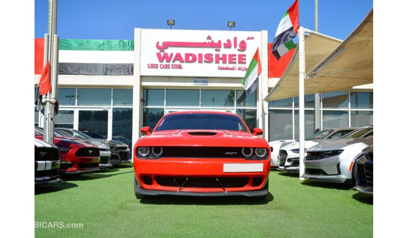 Dodge Challenger CHALLENGER/SRT8/2016/FULL OPTION/ALCANTARA LEATHER/SUNROOF/BIG TOUCH SCREEN