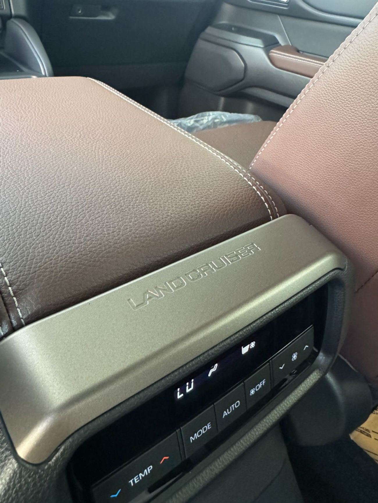 تويوتا برادو 2026 2.8 DIESEL ADVENTURE ** EXPORT ONLY **التصدير فقط خارج الخليج***