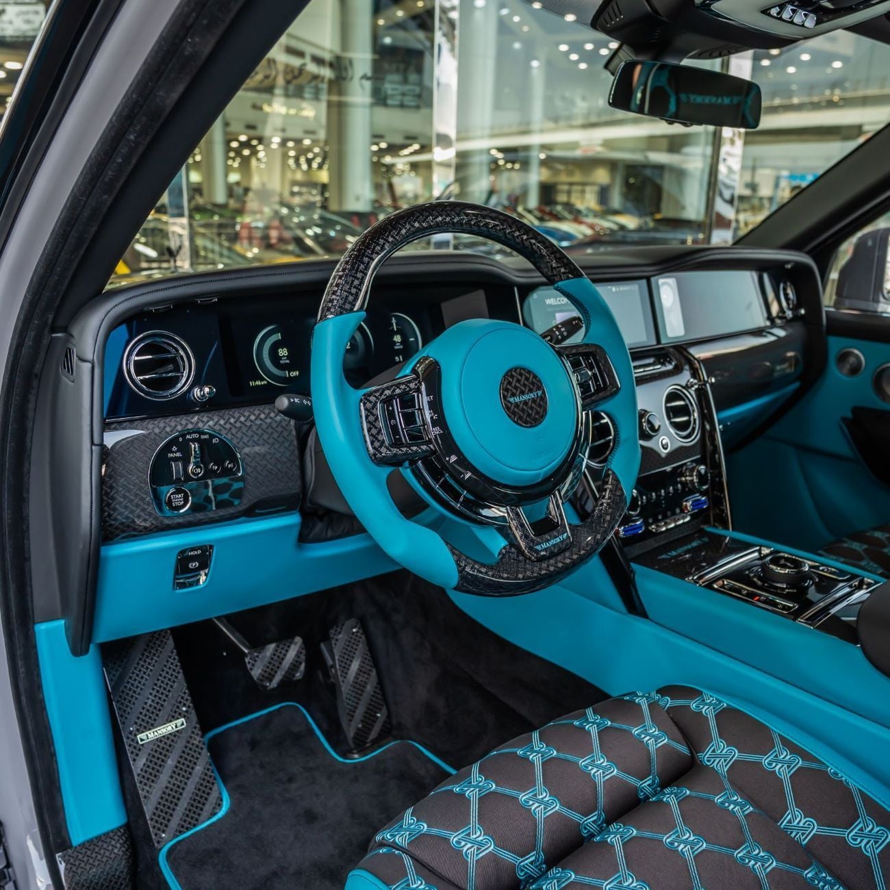 رولز رويس كولينان  2025 ROLLS ROYCE CULLINAN MANSORY BRAND NEW