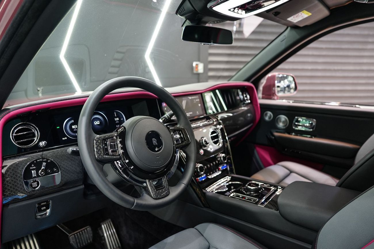 رولز رويس كولينان Series II, Black Badge, 800KM ONLY, Rear-Seat Entertainment, Bespoke Audio, Starlight Headliner!!