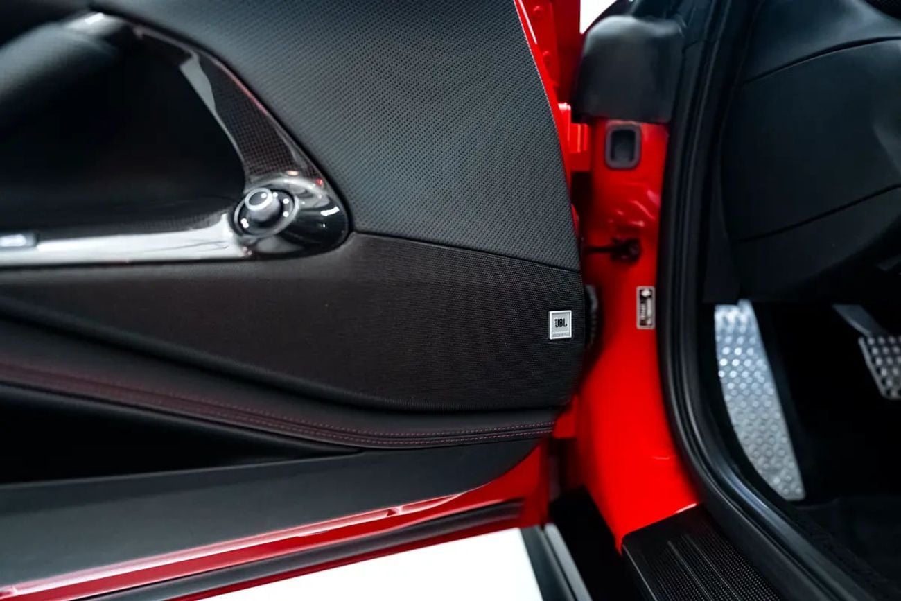 فيراري 812 GTS FERRARI 812 GTS | VERY LOW MILEAGE | | FULL CARBON INT | SUSPENSION LIFTER | PASSENGER DISPLAY