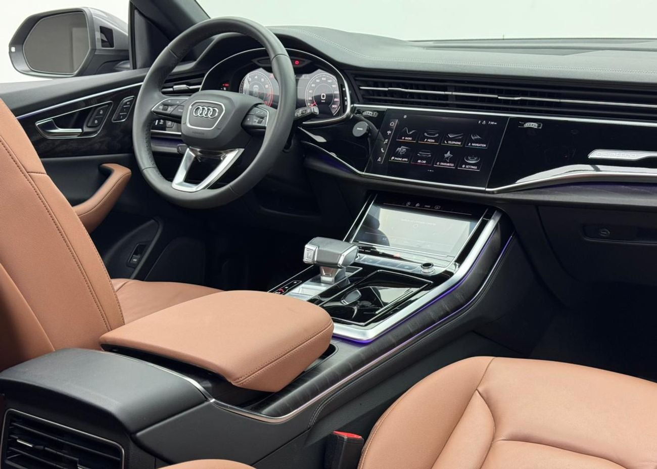 Audi Q8 55 TFSI quattro (340 HP) 2023 Audi Q8 55 TFSI Quattro, 2028 Audi Warranty, Audi Service History, Exc