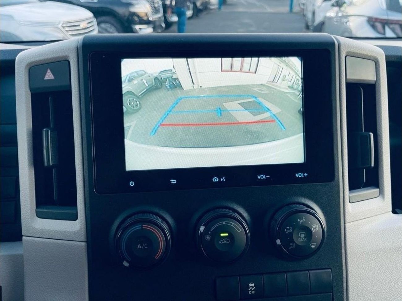 Toyota Hiace TOYOTA HIACE 3.5L V6 CARGO VAN HIGHROOF 2025