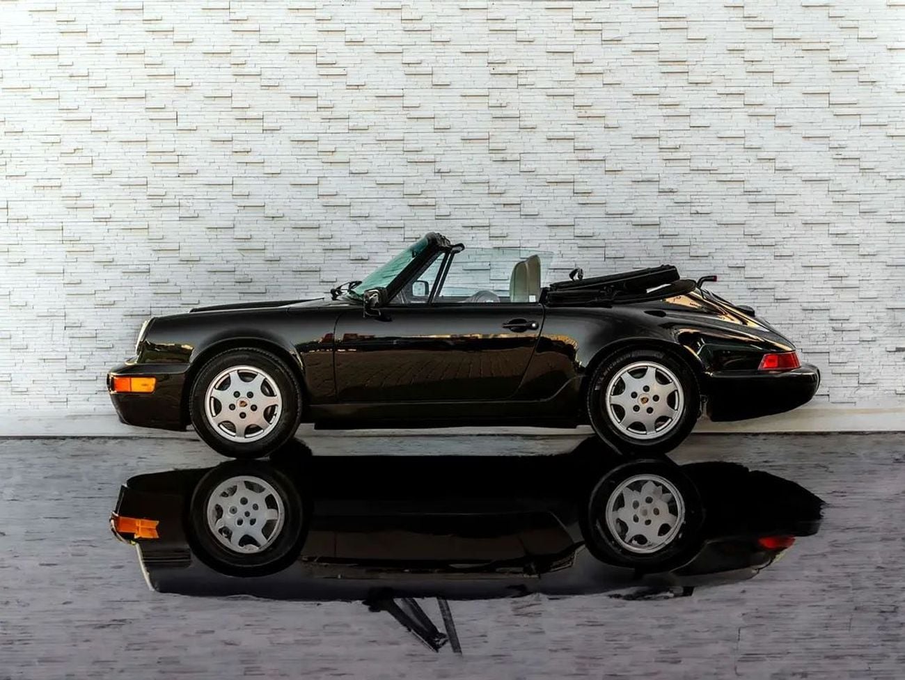 Porsche 911 CARRERA Porsche 911 Carrera 1991