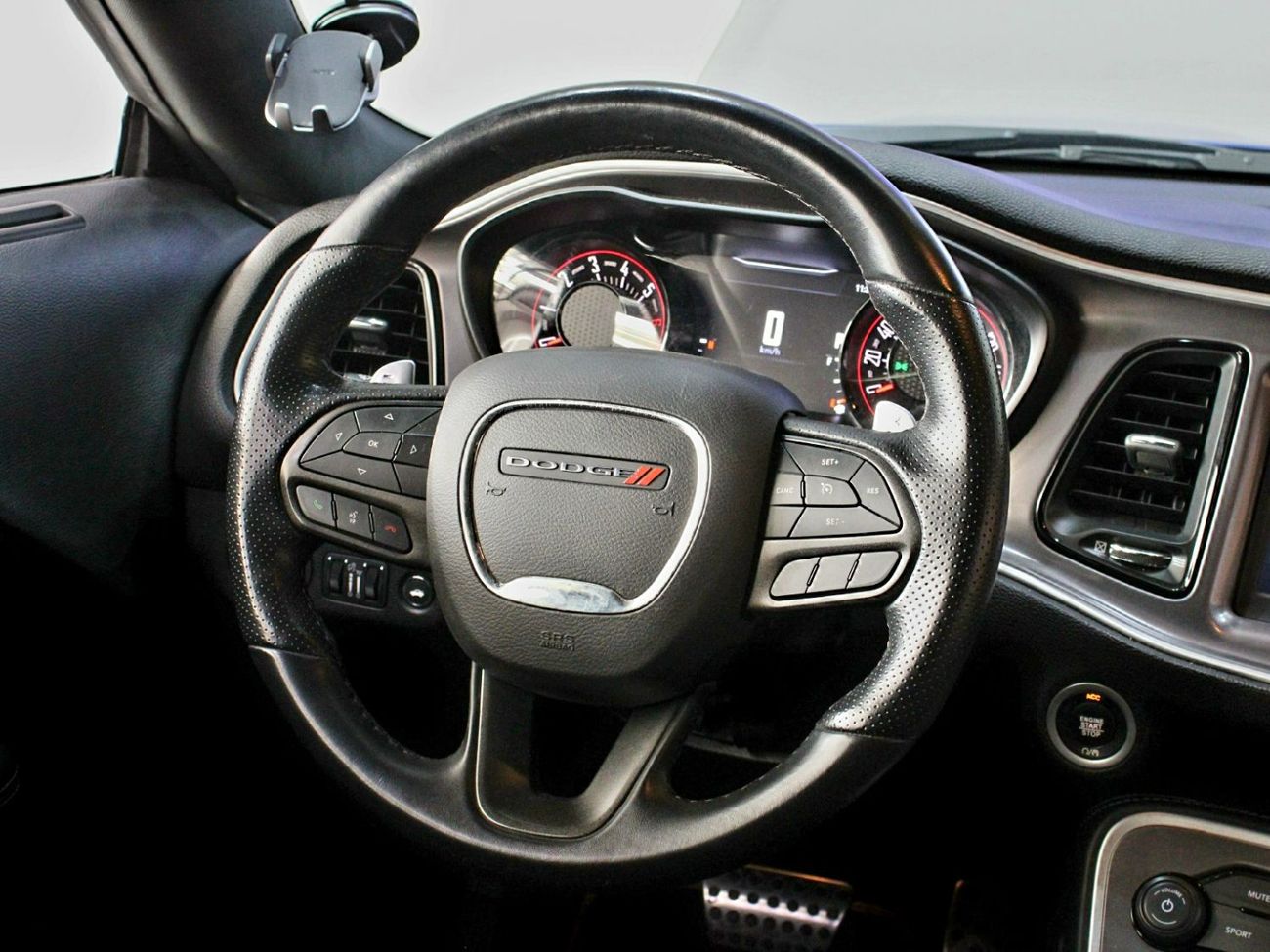 دودج تشالينجر R/T Shaker 5.7L (372 HP)