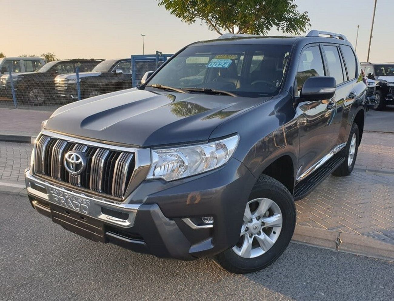 Toyota Prado 2.7L TXL - PETORL (MODIFIED 2023)