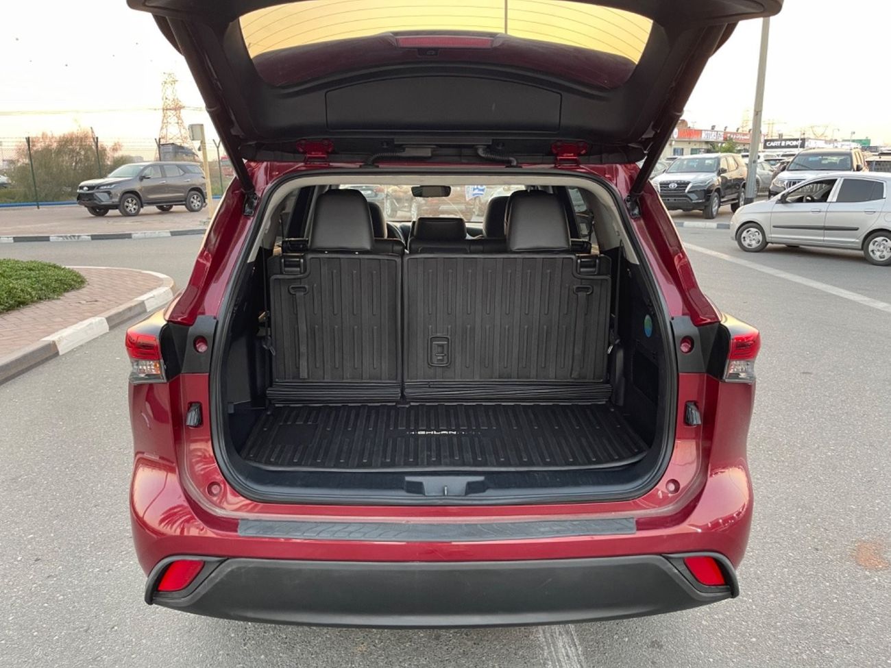 Toyota Highlander 2021 TOYOTA HIGHLANDER XLE HYBRID 4x4 IMPORTED FROM USA