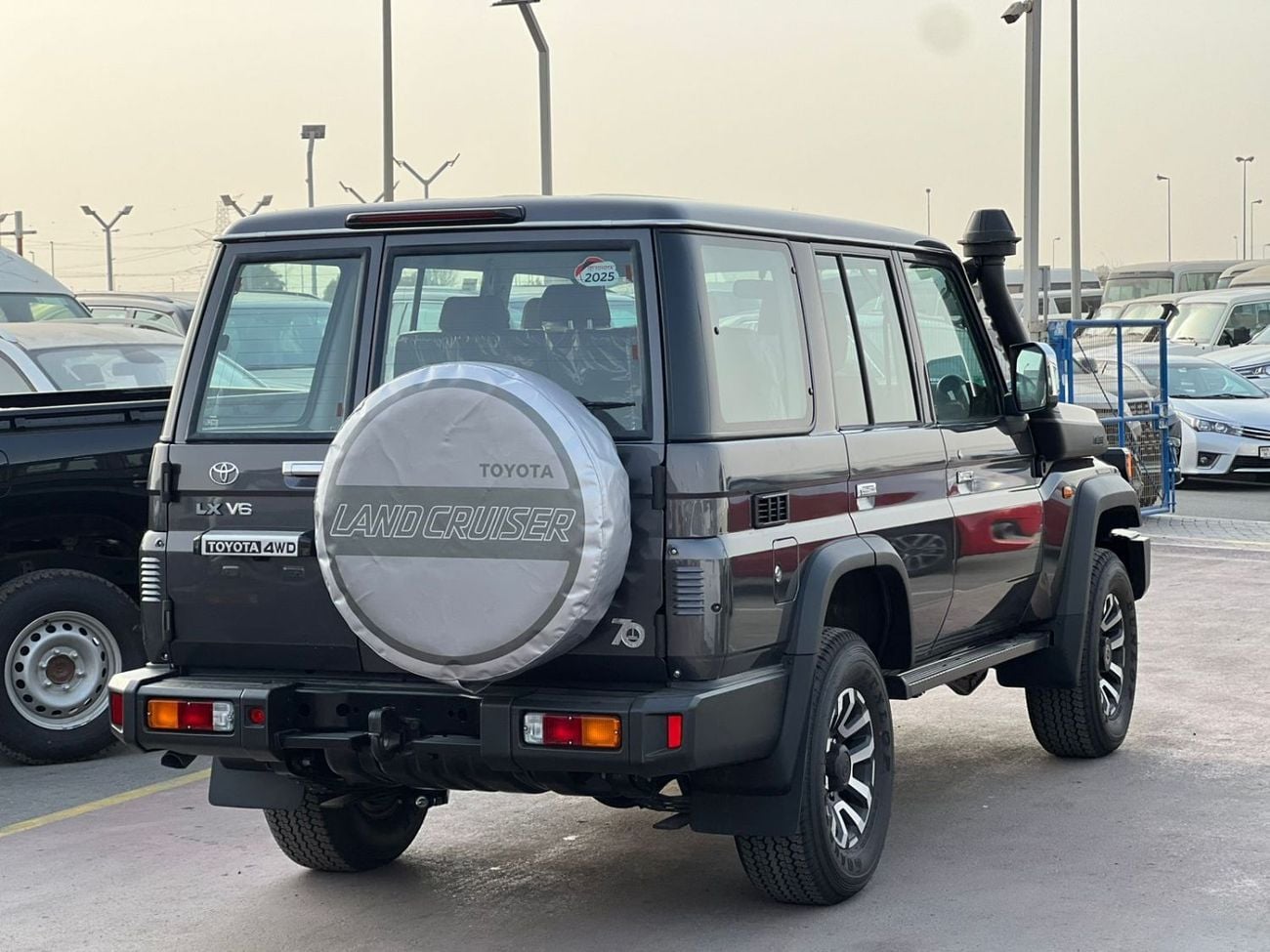 تويوتا لاند كروزر 70 Toyota Land Cruiser LC 76 4.0 2025