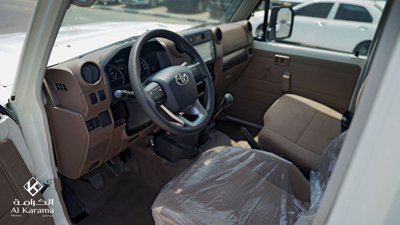 تويوتا لاند كروزر بيك آب Single Cabin | 2.8L Diesel Engine with 4x4 Manual Transmission | Diff Lock