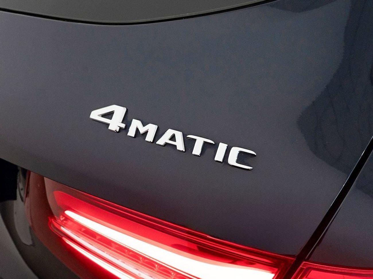 مرسيدس بنز GLC 250 AMG 2.0L