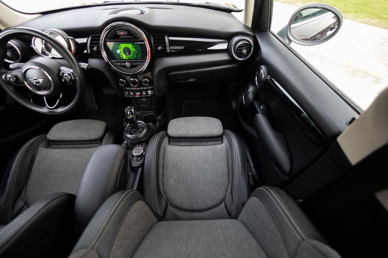 Mini Cooper Std 1.5L (4 Seater) MINI Cooper Burgundy Edition (1 of 20) Lowest Mileage 2019 GCC under Warranty wi