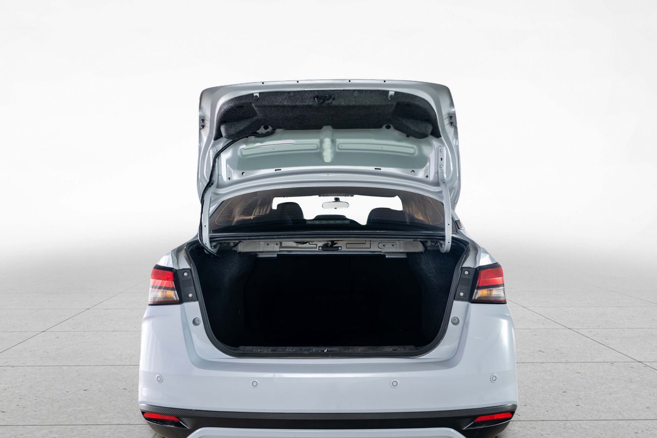 Nissan Sunny SL 1.6L SL 1.6