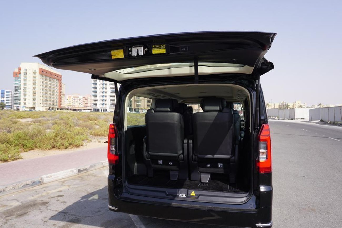 Toyota Granvia 2026 Toyota Granvia Premium 3.5L AT Petrol (Black-Black)