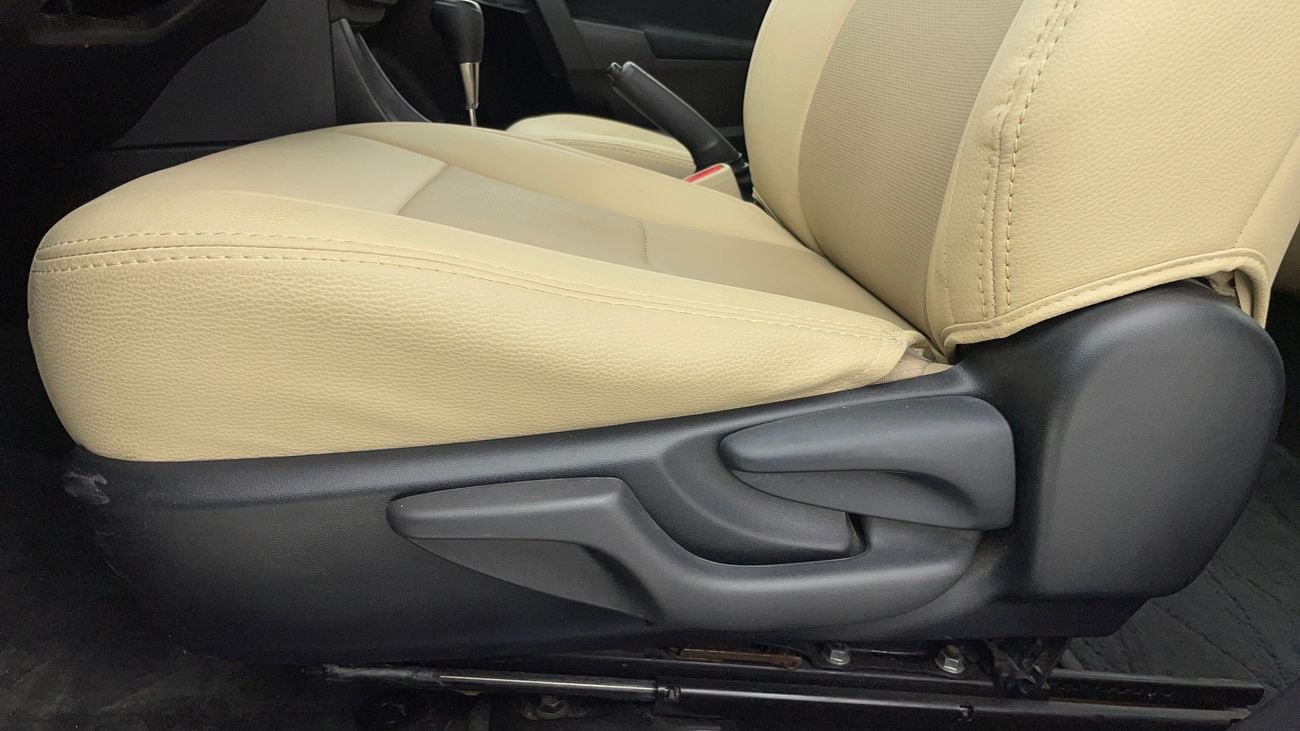 تويوتا كورولا SE 2 | بدون دفعة مقدمة | اختبار قيادة مجاني للمنزل