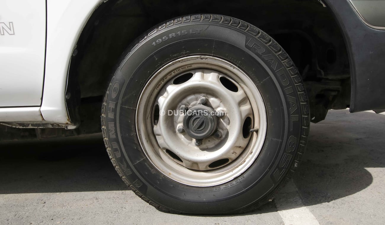 نيسان بيك آب