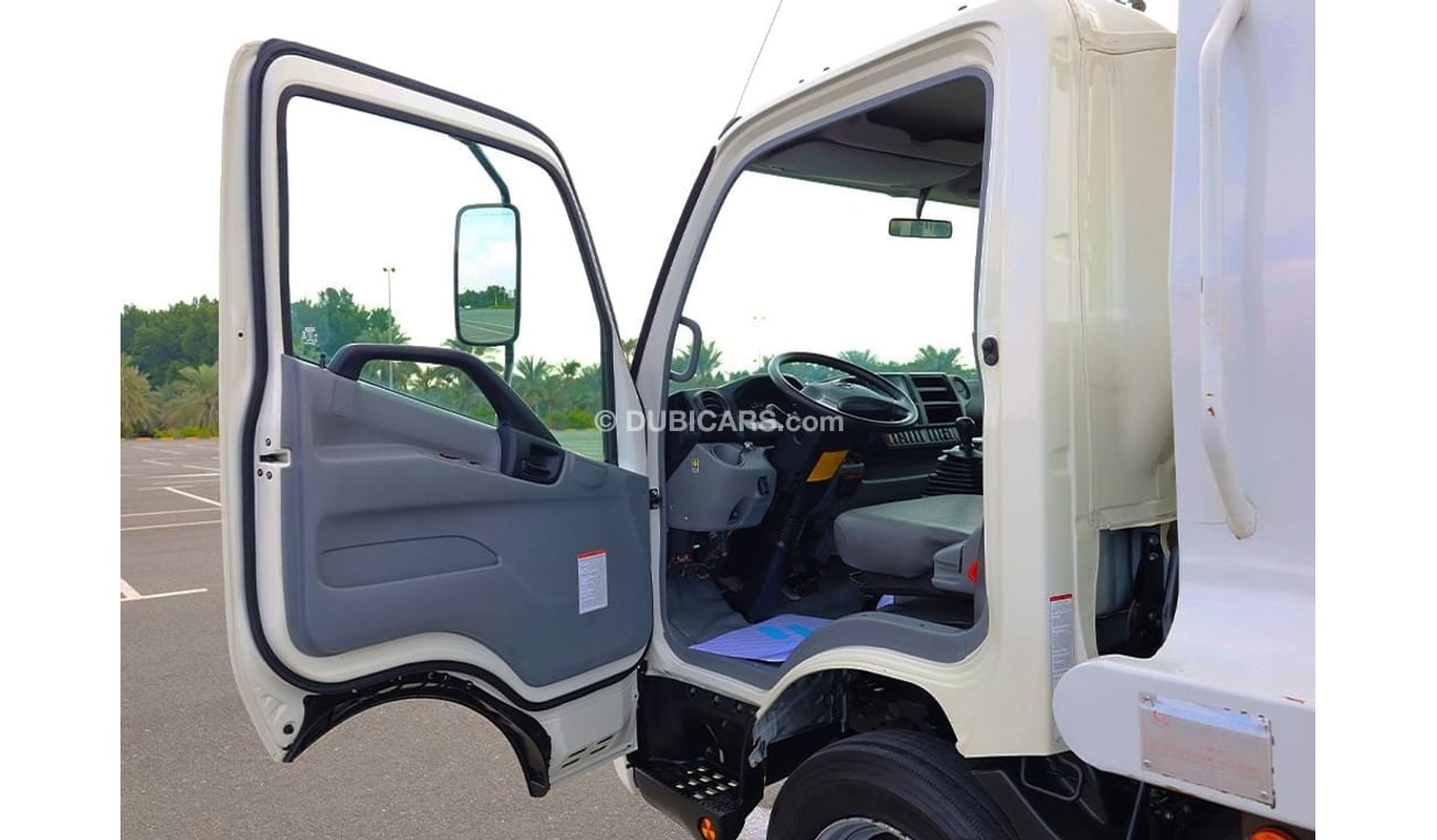 هينو 300 916 - 2022 Recovery - Tow Truck | M/T Diesel - GCC Specs - Well Maintained - Buy it Now