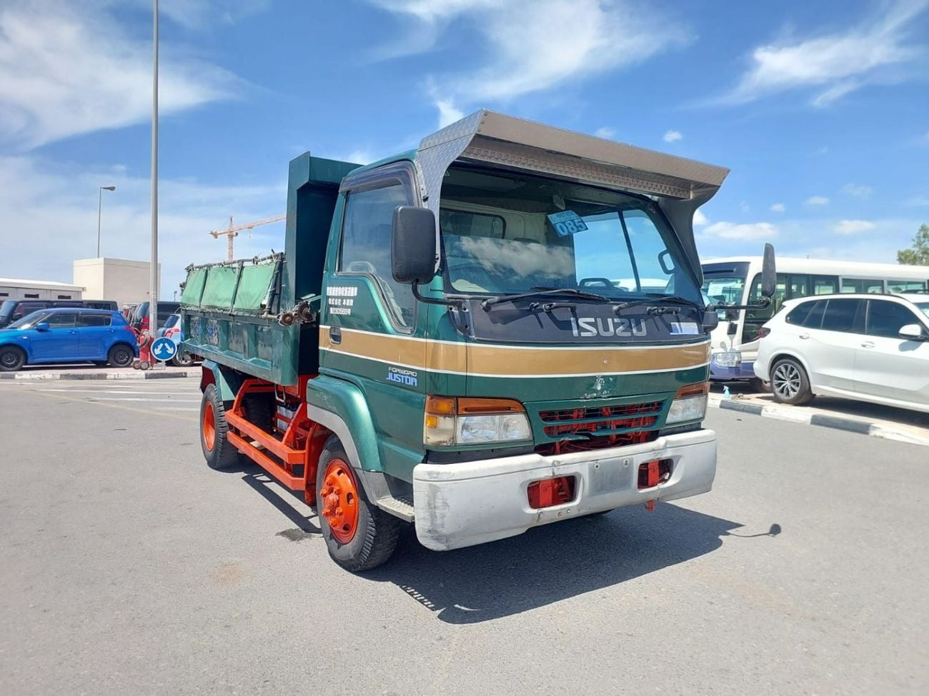 إيسوزو فوروارد ISUZU FORWARD JUSTON DUMPER TRUCK RHD 1995 MODEL 8.2 L DIESEL MANUAL(PM000298)