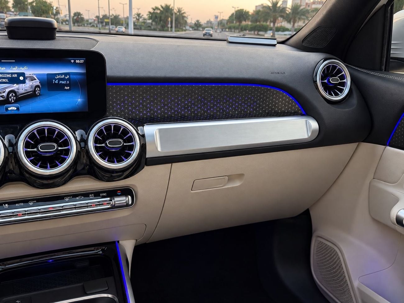 Mercedes Benz GLB200
