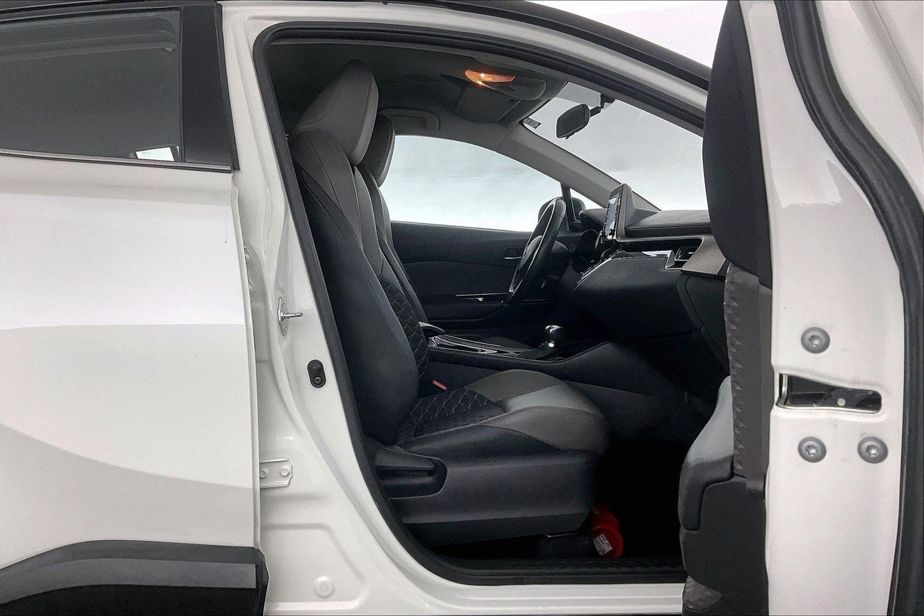 تويوتا CHR VX | شامل الضمان | 0 ﺪﻔﻋﺓ ﺃﻮﻟﻯ