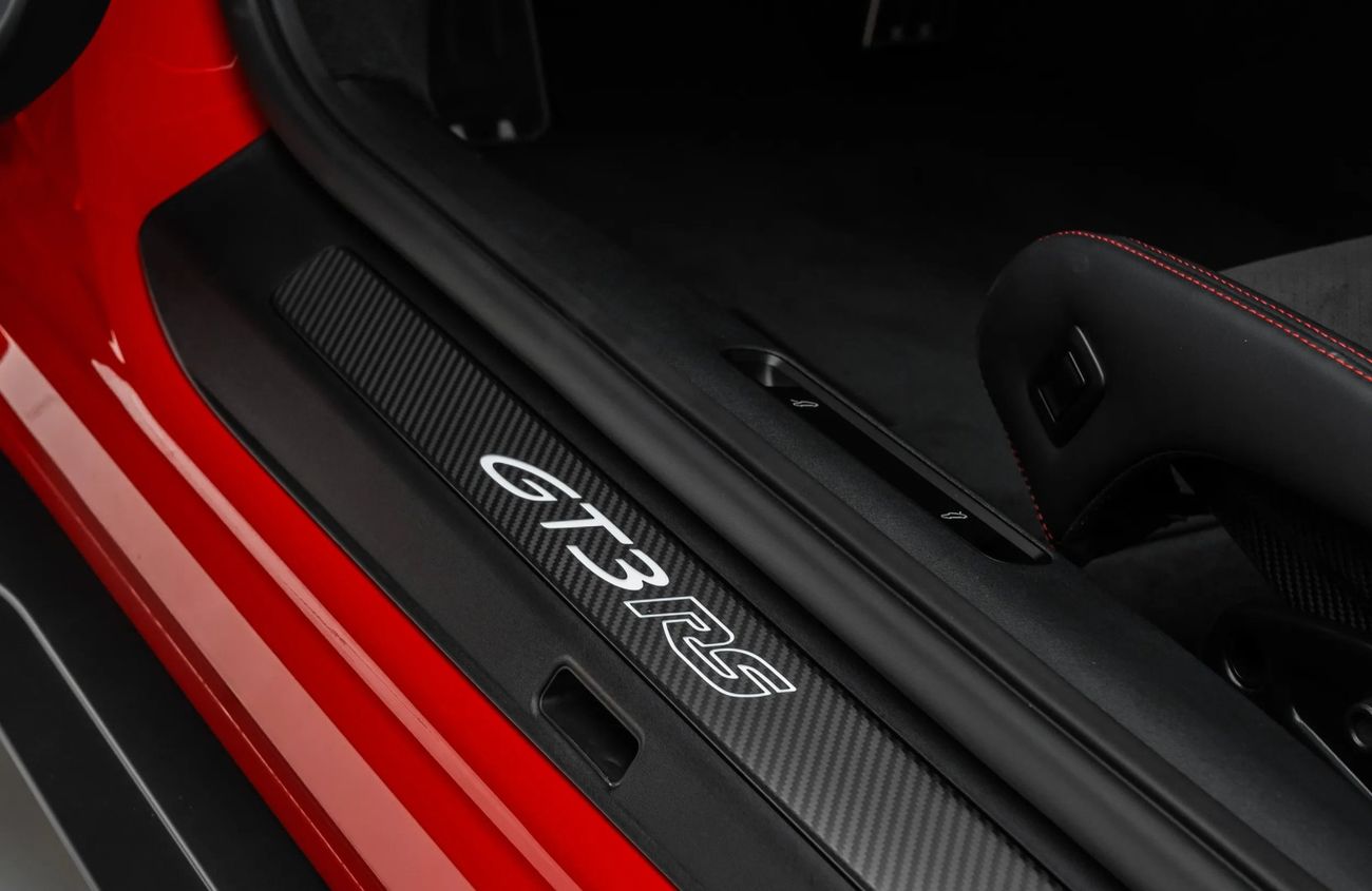 بورش 911 4.0L F-6 Naturally Aspirated Engine