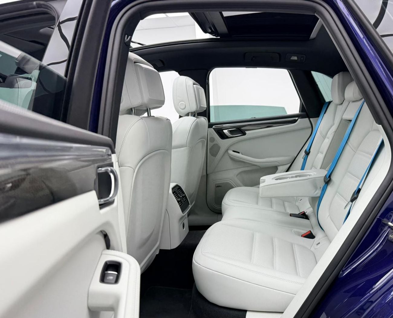 Porsche Macan 2025 Porsche Macan S, Porsche Warranty+Full Service History, GCC