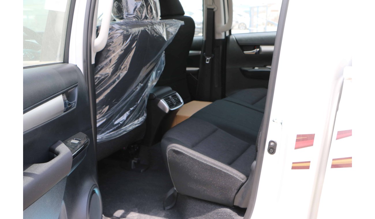 تويوتا هيلوكس 2019 Toyota Hilux 2.4L Diesel | Manual Trans | 4x4 | D-Cab | SR5