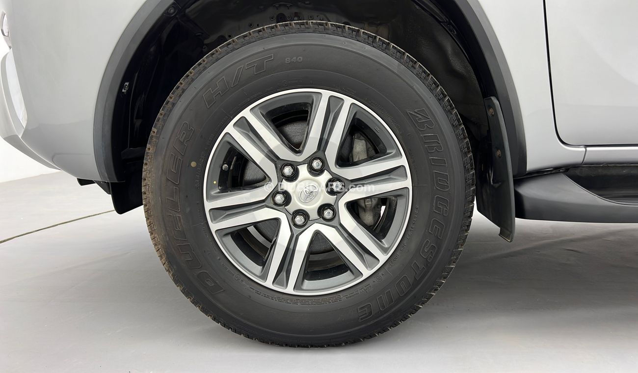 Toyota Fortuner 2700