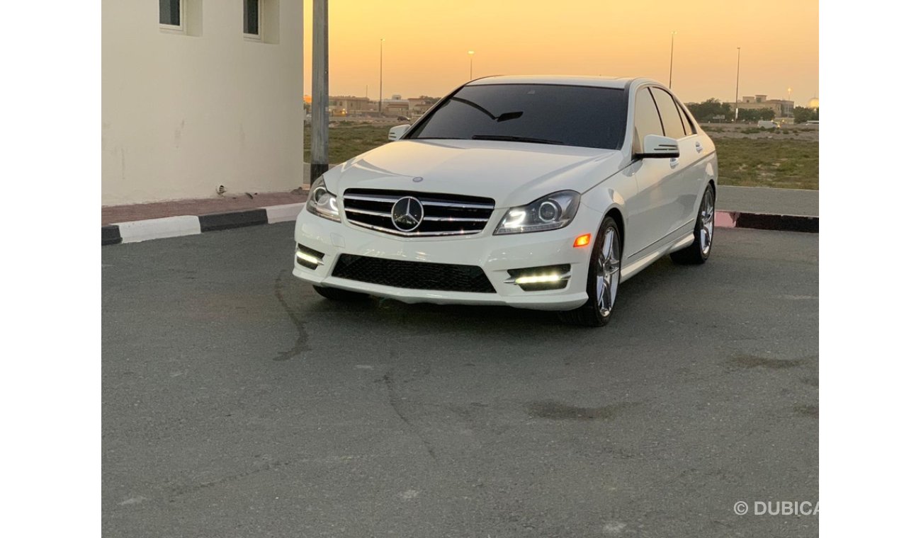 مرسيدس بنز C 250 مرسيدس c250  وارد امريكي بحالة ممتازة اوراق جمارك