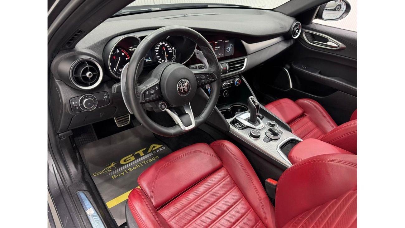 Alfa Romeo Giulia 2023 Alfa Romeo Giulia Veloce, 2027 Agency Warranty + Service Package, Full Service History, GCC