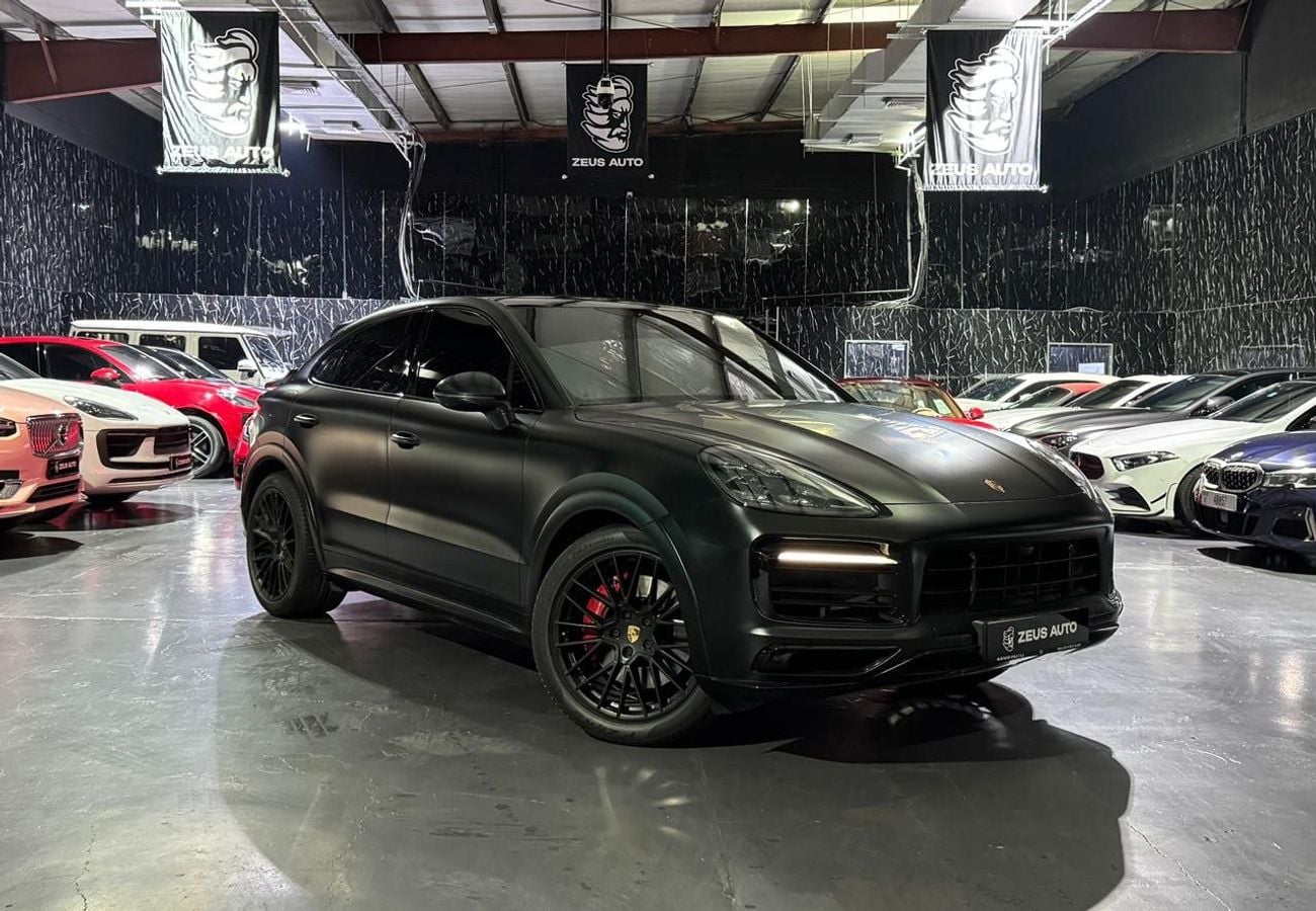 بورش كايان GTS Coupe