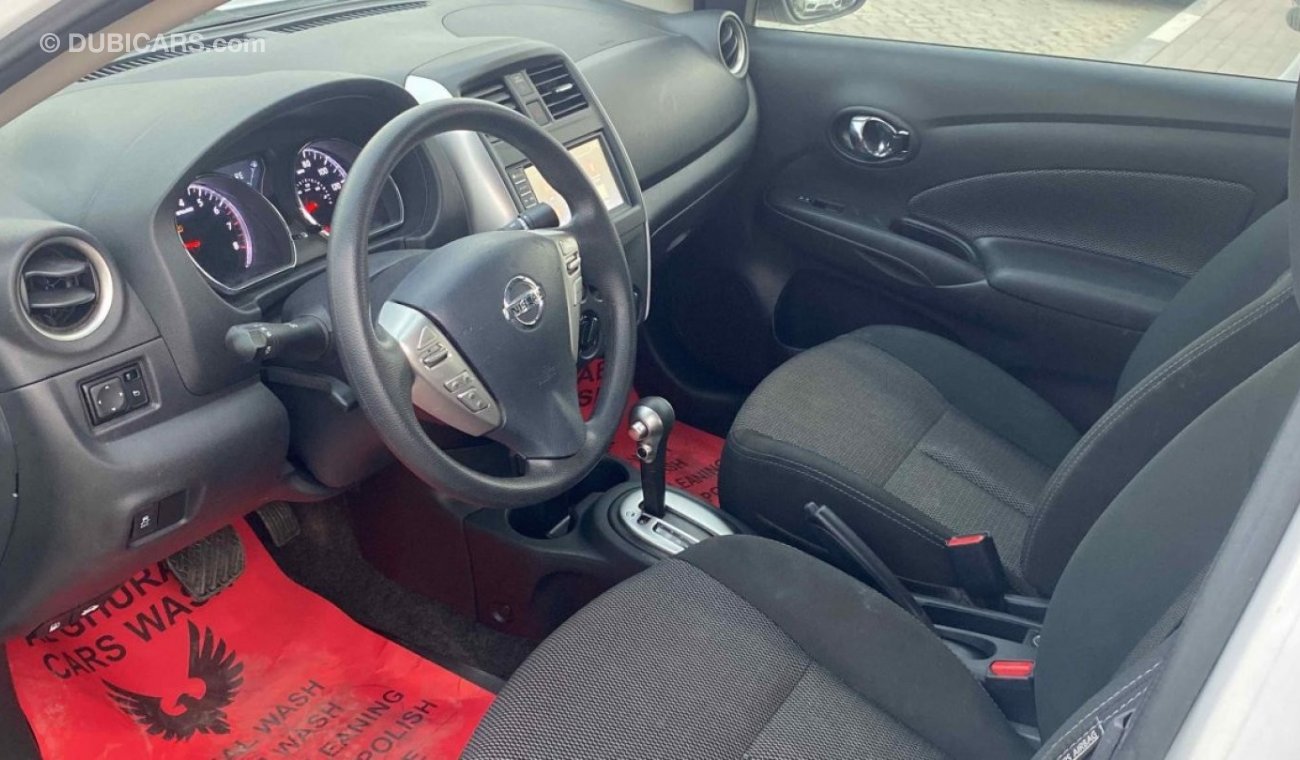 Nissan Versa