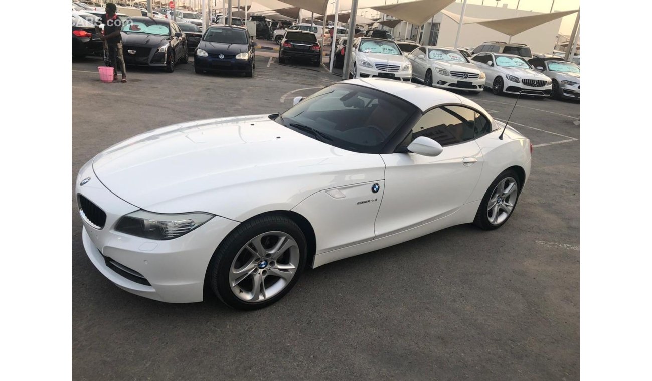 BMW Z4 Bmw Z4 model 2010 GCC car prefect condition full option low mileage excellent sound system low milea