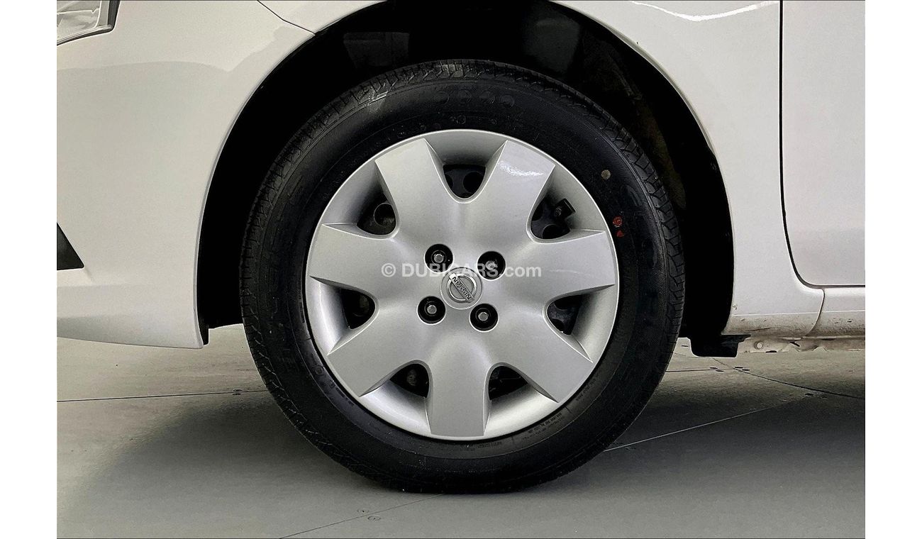 نيسان صني SV