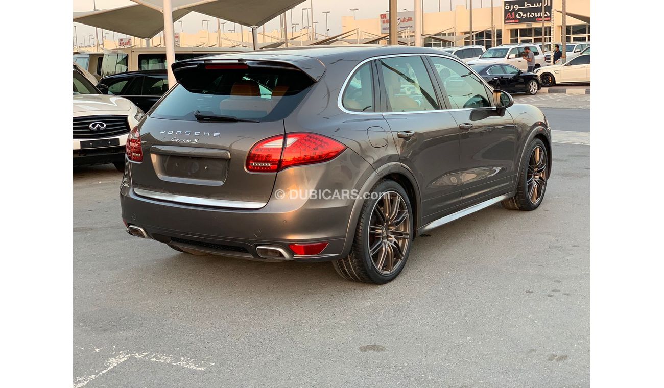 Porsche 718 Cayman Porsche Cayenne S 2012