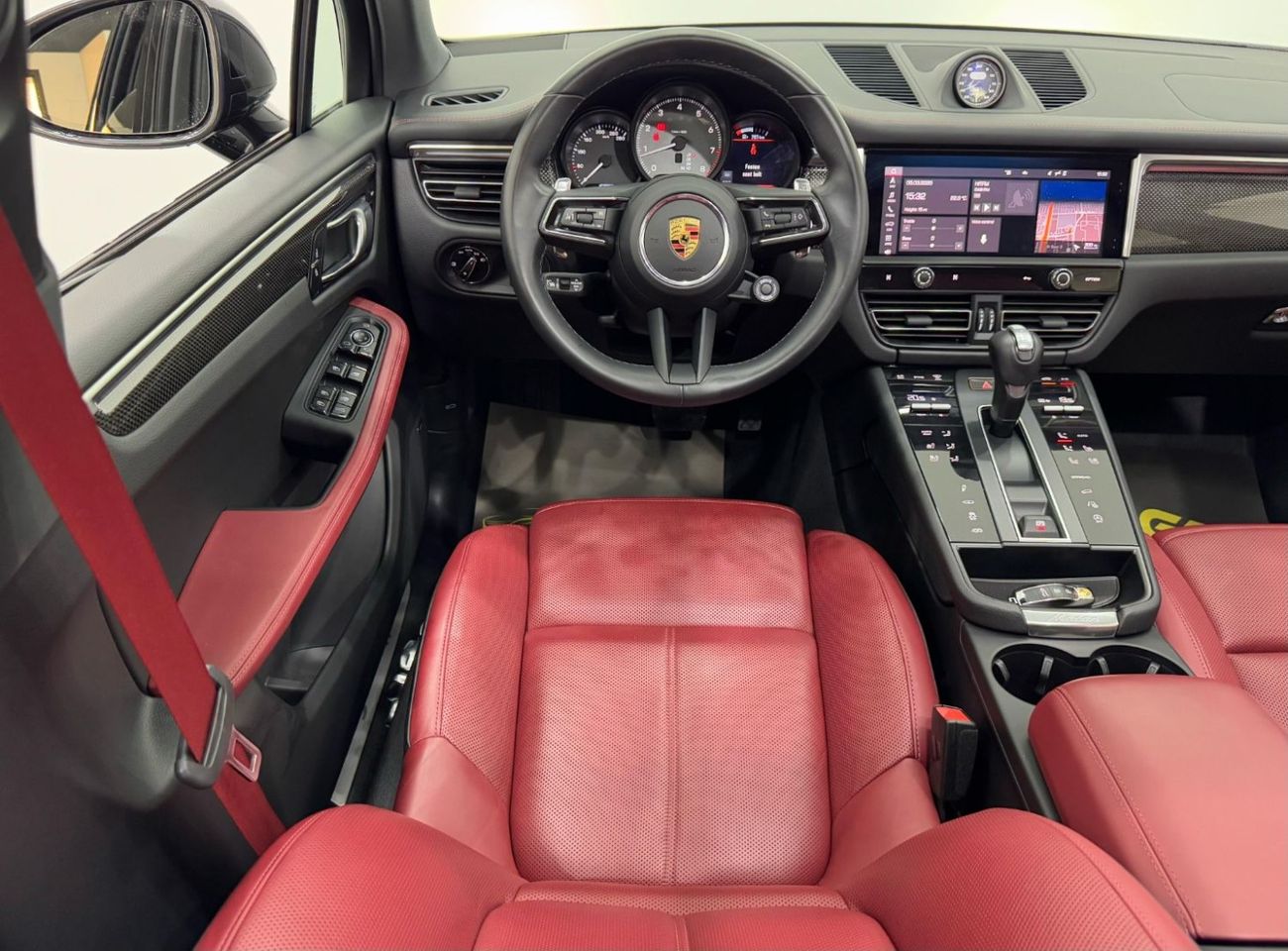 Porsche Macan S 3.0L (340 HP) 2024 Porsche Macan S, January 2026 Porsche Warranty, Full Options, Very Low Kms, GCC