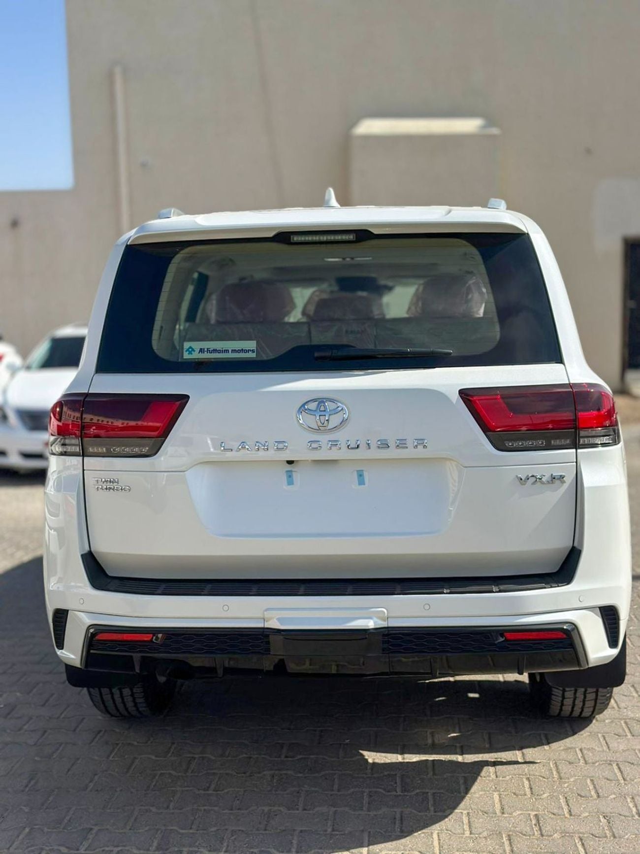 Toyota Land Cruiser 2026 Toyota Land Cruiser VXR 3.5L AT Petrol (Without HUD)