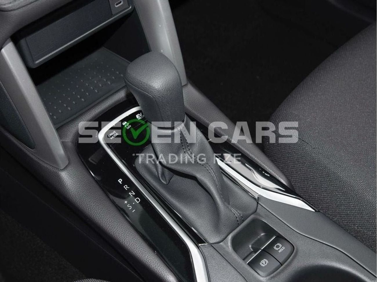 Toyota Frontlander 2.0L HYBRID, MID OPTION, SUNROOF, CRUISE CONTROL , MONITOR, MODEL 2024