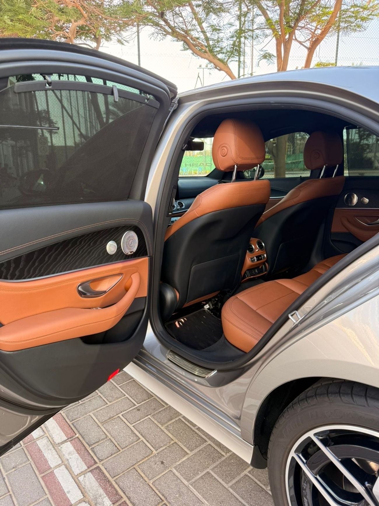 مرسيدس بنز E300