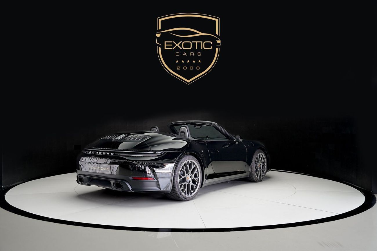 بورش 911 Carrera 3.0L (444 HP) Convertible