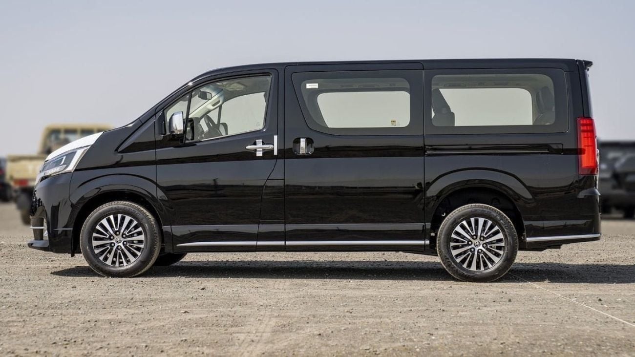 Toyota Granvia Toyota Granvia 3.5L petrol VIP 2024