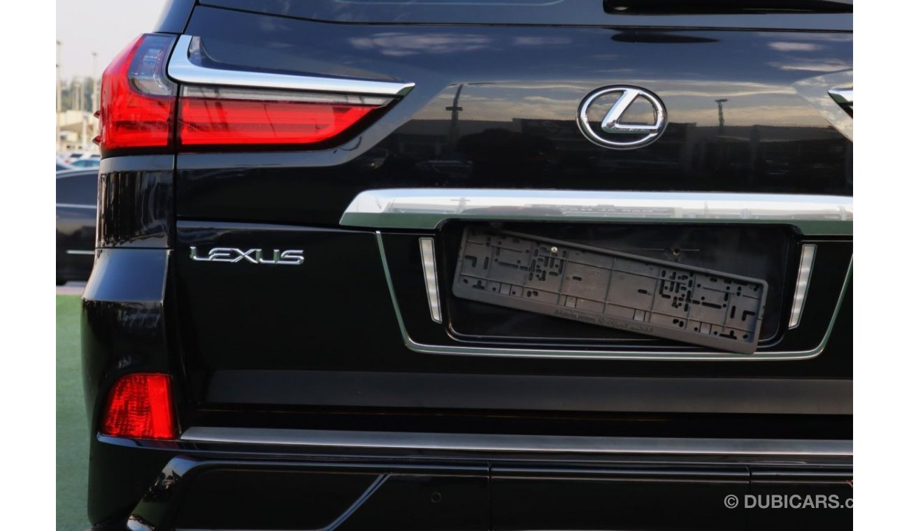 Lexus LX570 Signature