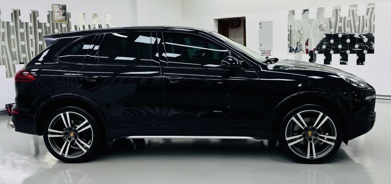 بورش كايان Platinum Edition